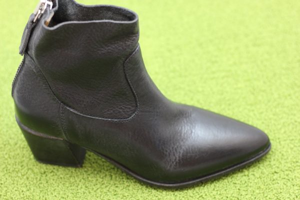 Women s 41401C Zip Boot - Black Calf For Discount