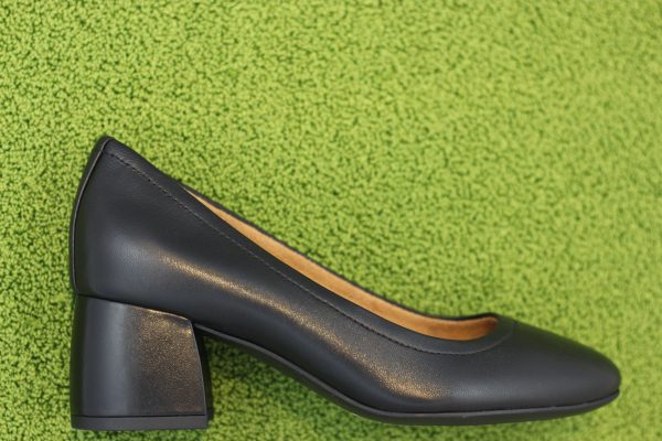 Women s Carmel Pump - Black Leather For Discount