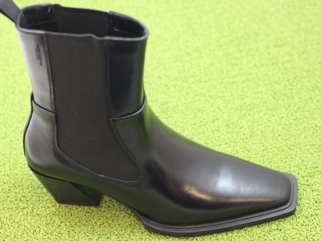 Womens Alina Chelsea Boot - Black Leather For Sale