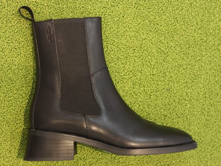 Womens Blanca Chelsea Boot - Black Leather Online Hot Sale