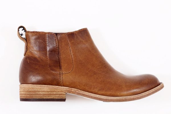 Women s Velma Chelsea Boot - Rust Leather Online now