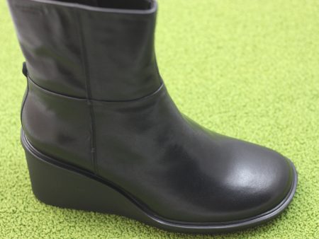 Womens Deena Zip Boot - Black Leather Online Sale